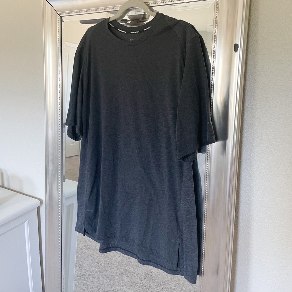 Nike Basketball T